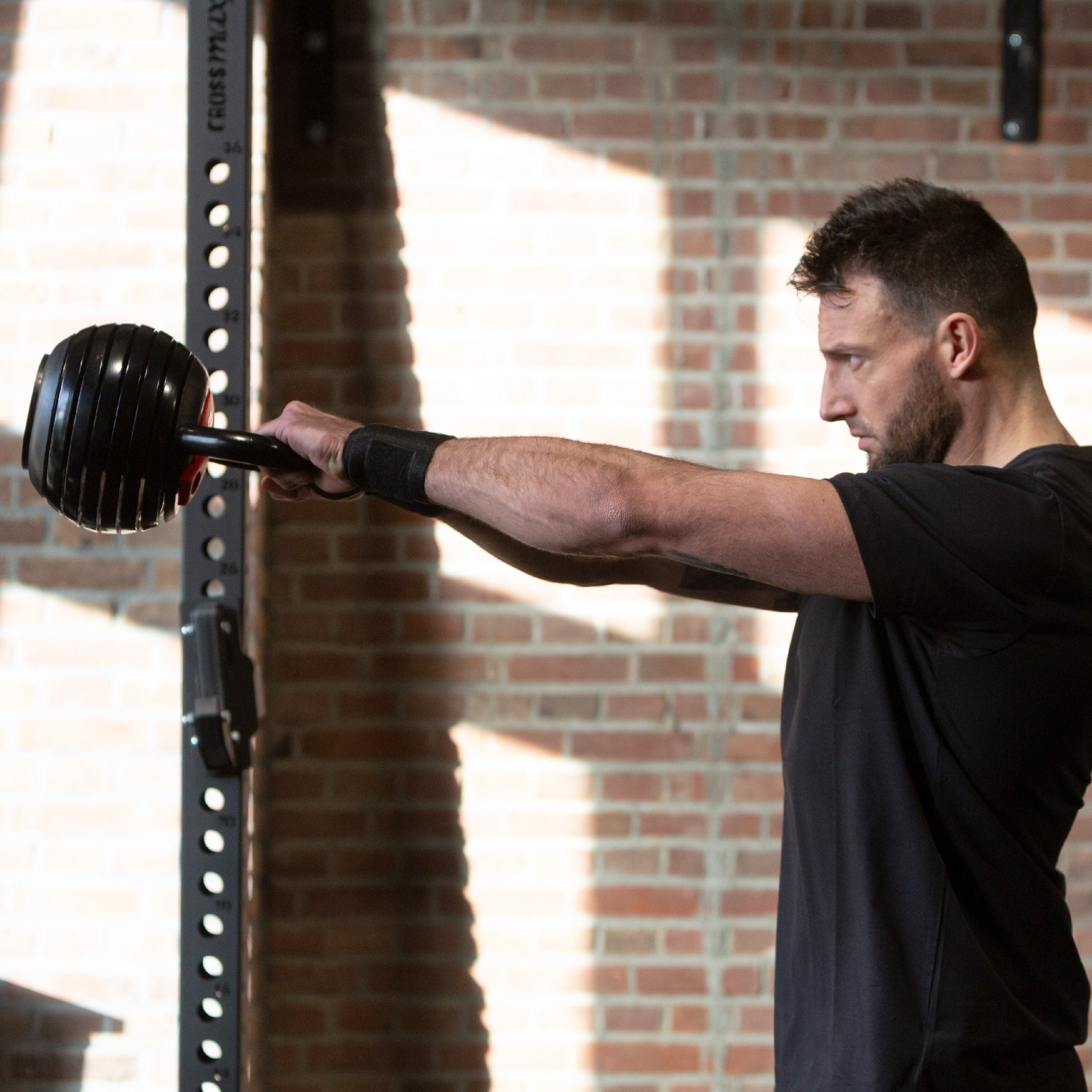 Pesa rusa ajustable ZEUZ hasta 18 KG