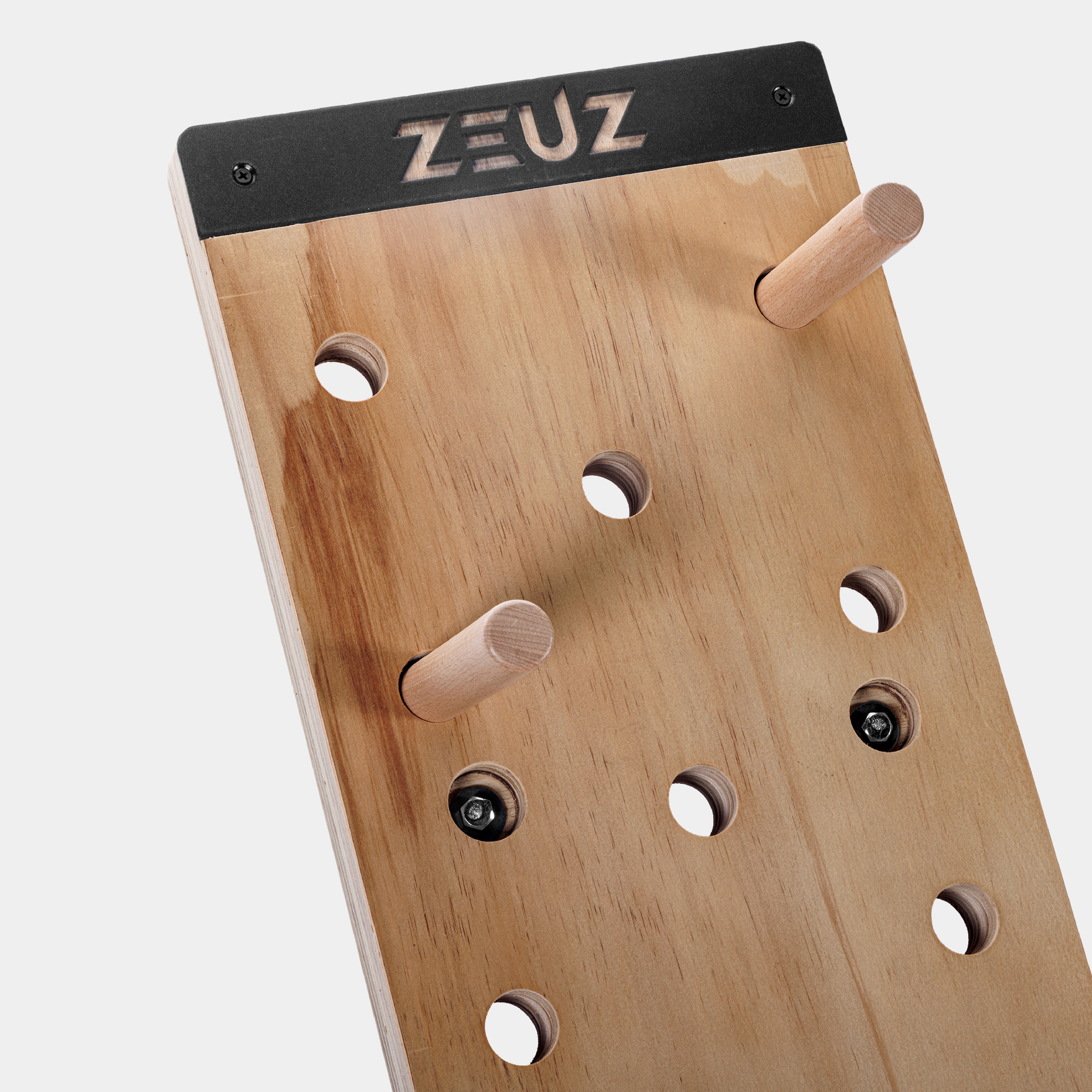 ZEUZ Wooden Pegboard - Wooden Climbing Board