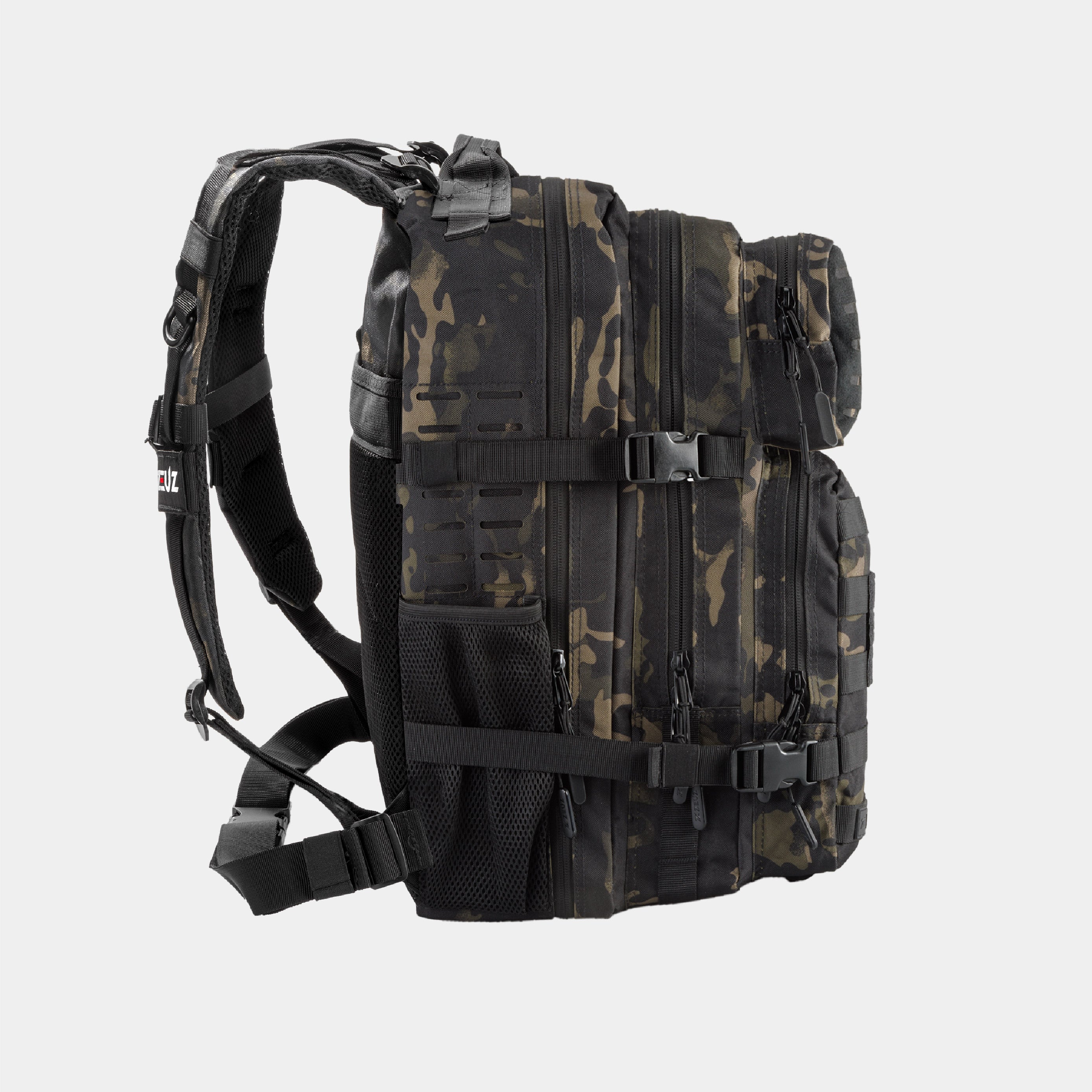 Zijkant van de ZEUZ Tactical Rugzak camouflage – versterkte zijvakken en MOLLE-systeem
