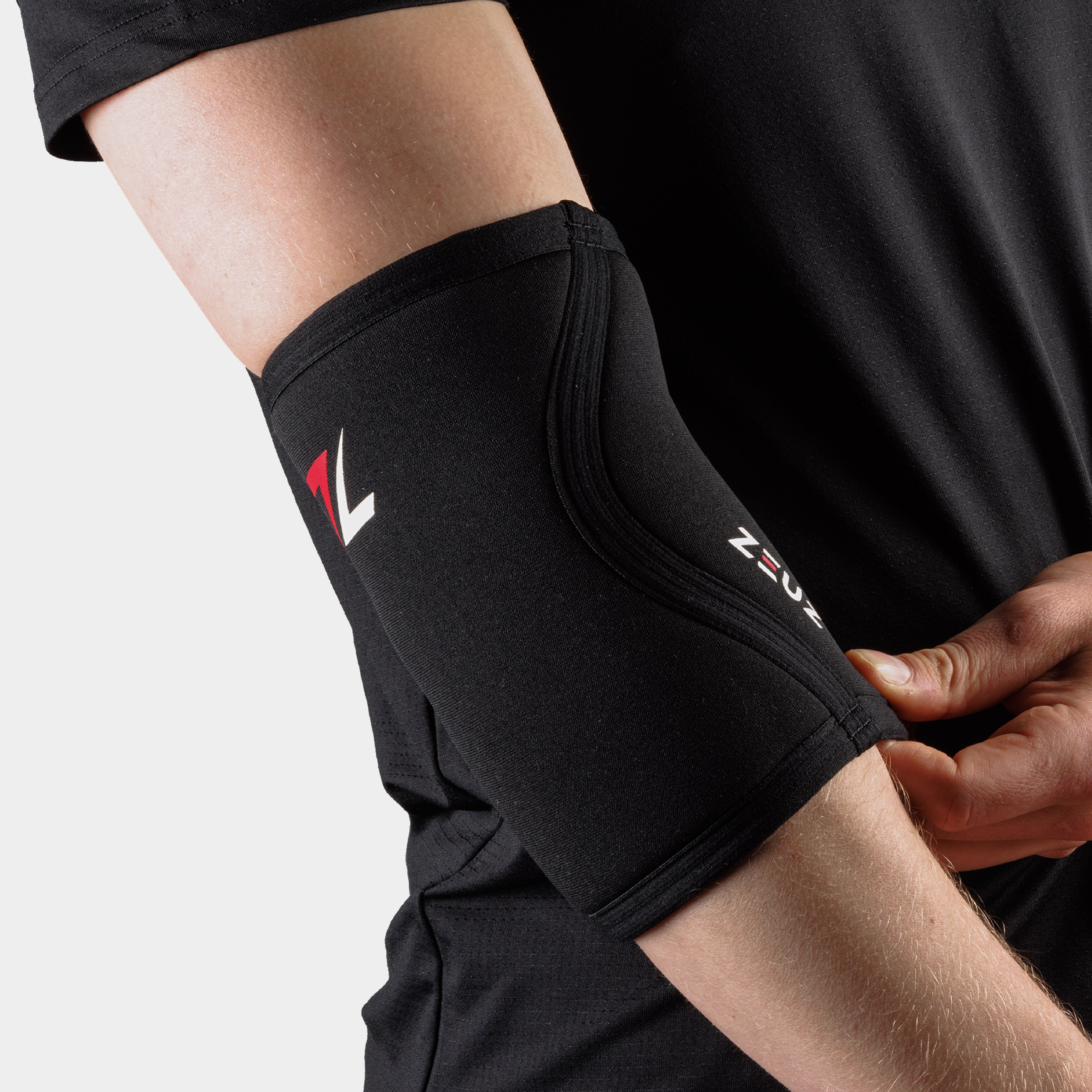 Tutore per gomito ZEUZ 1 pezzo - Supporto per gomiti per donne e uomini