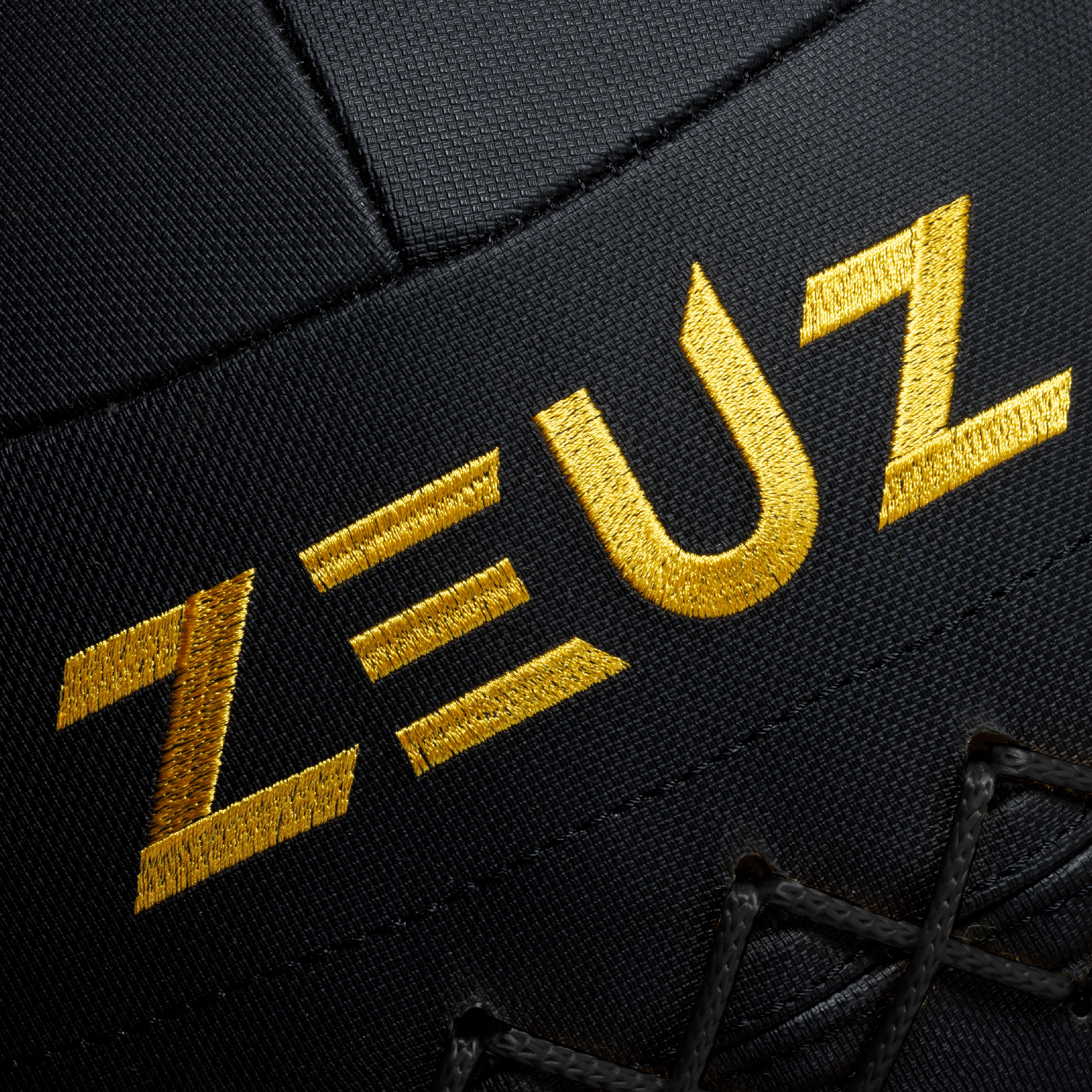 ZEUZ Premium Wall Ball