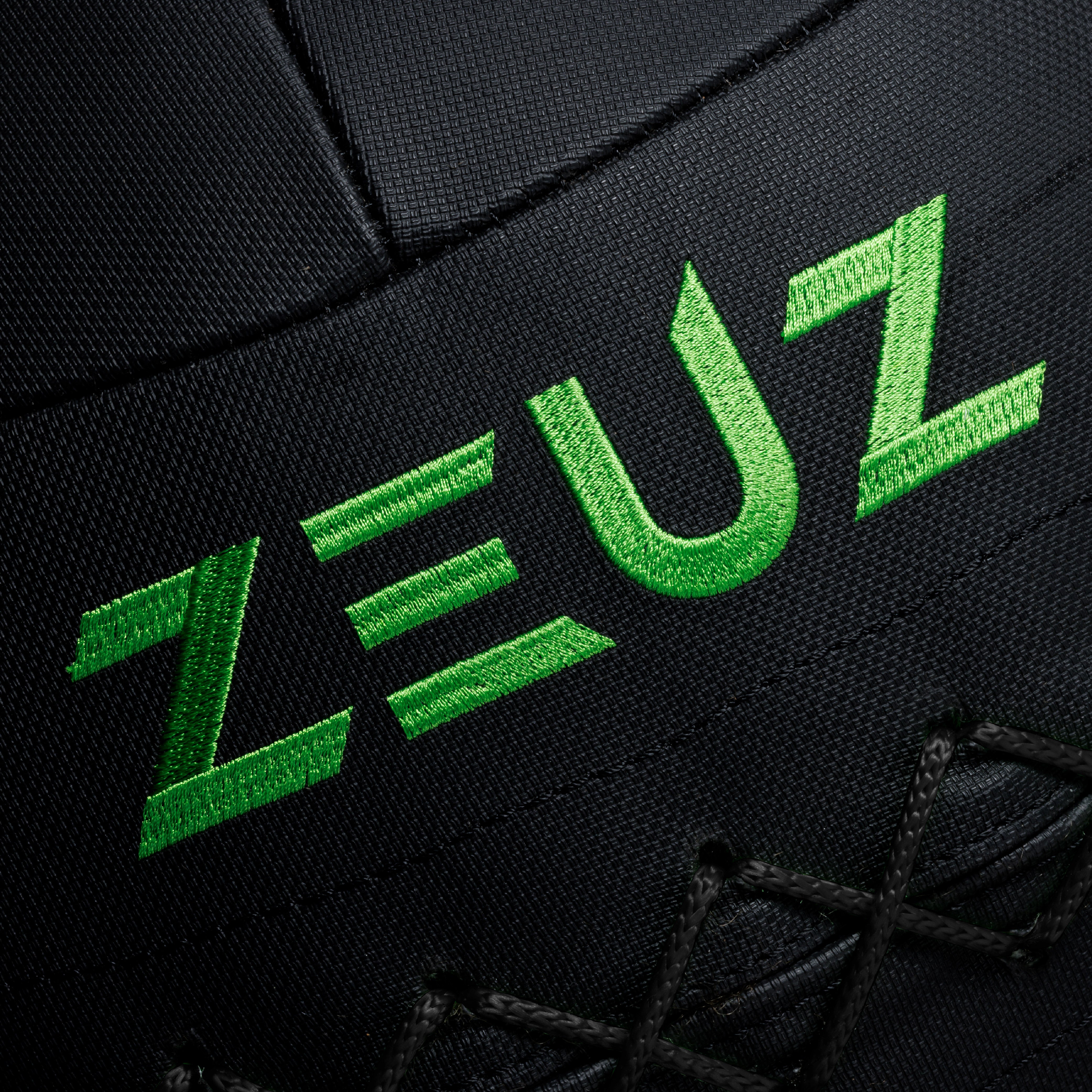 ZEUZ Premium Wall Ball